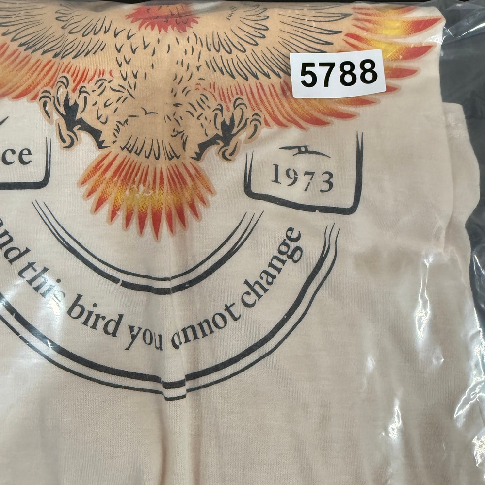 Free Bird Eagle T-Shirt Cream Split V-Neck Cuffed Sleeve Size Large - Picture 8 of 8